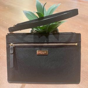 Kate Spade wristlet NWOT black leather